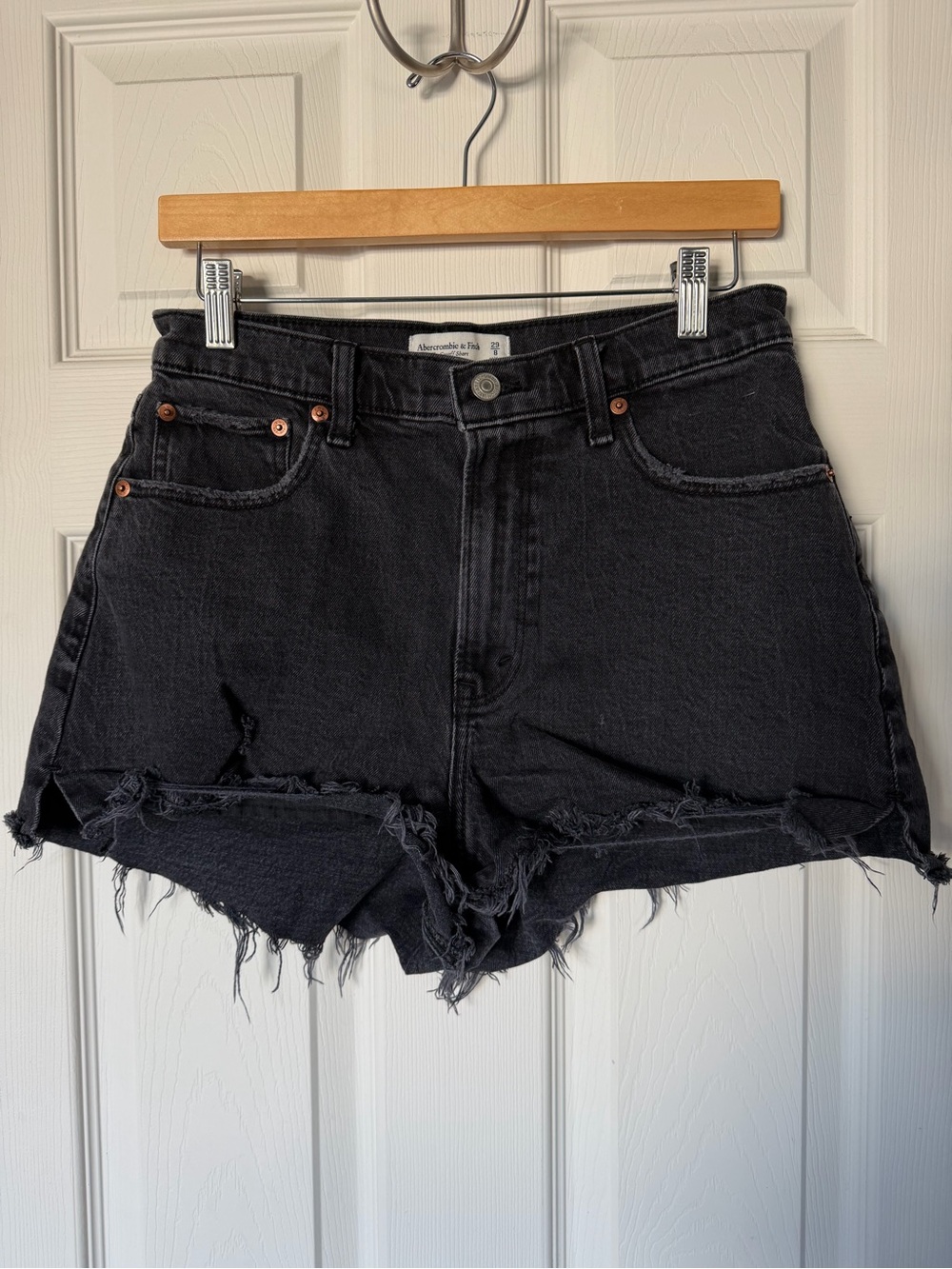Abercrombie & Fitch The Cutoff Jean Short High Rise Curve Love - 8 / 29